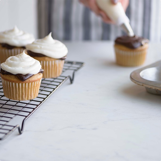 decorating cupcakes