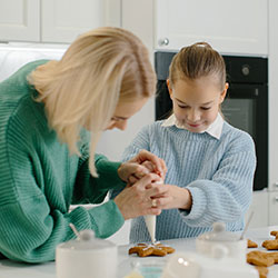 DecoratingCookies_WYSIWYGJourney_250x250px.jpg